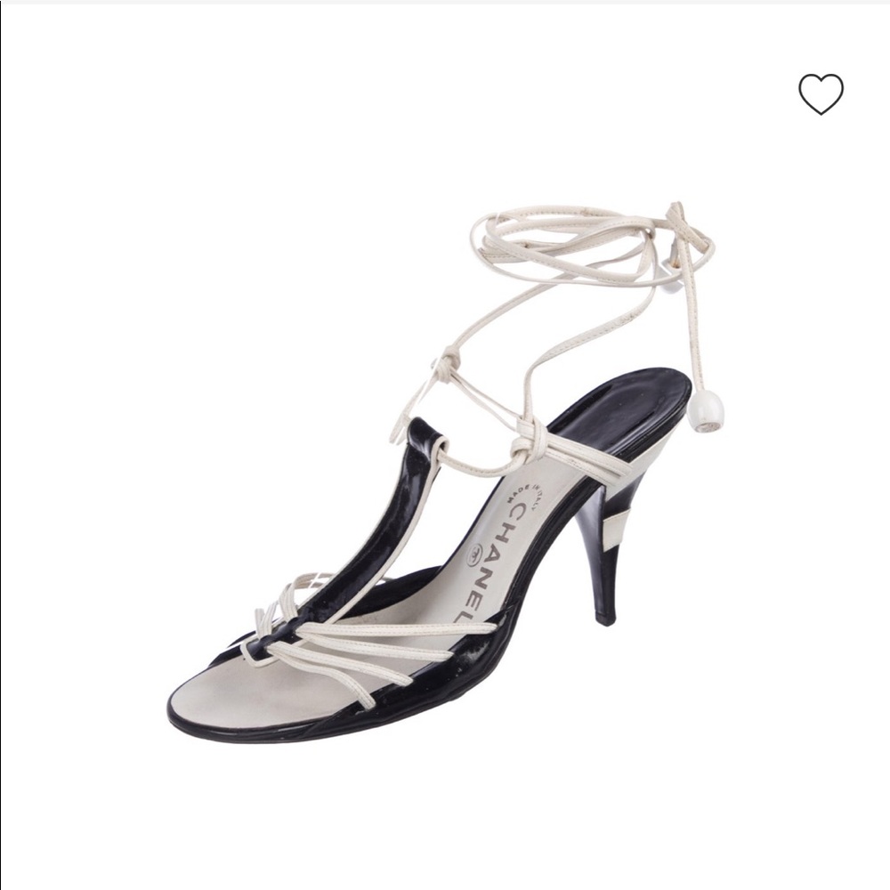 Chanel heels - Picture 2 of 6